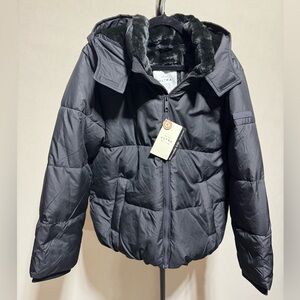 NWT 🎉 Abercrombie & Fitch Kids Puffer Jacket